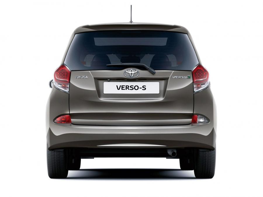  Toyota Verso-S 2014 года  (фото 2 из 4)